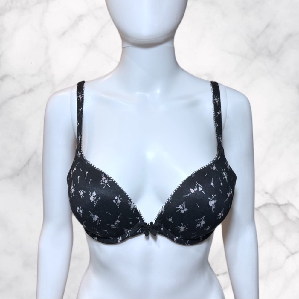Victoria’s Secret Floral Printed Push-up Bra